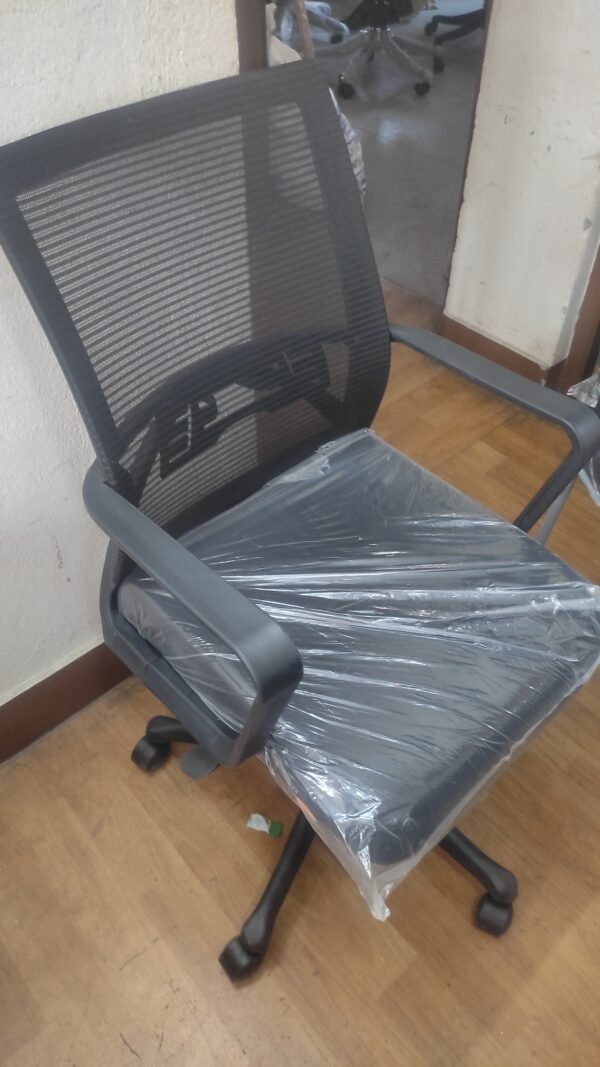 Ergonomic Midback Office Chair 12RC - Image 5